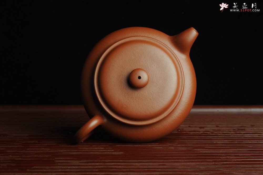 紫砂壶图片：正宗小煤窑朱泥 全手工仿古 气韵流畅 - 美壶网