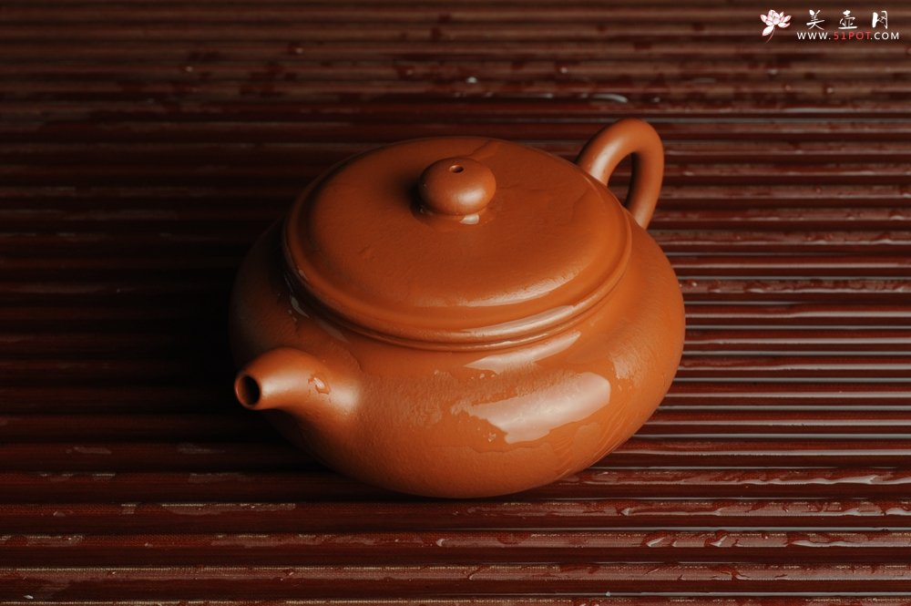 紫砂壶图片：正宗小煤窑朱泥 全手工仿古 气韵流畅 - 美壶网