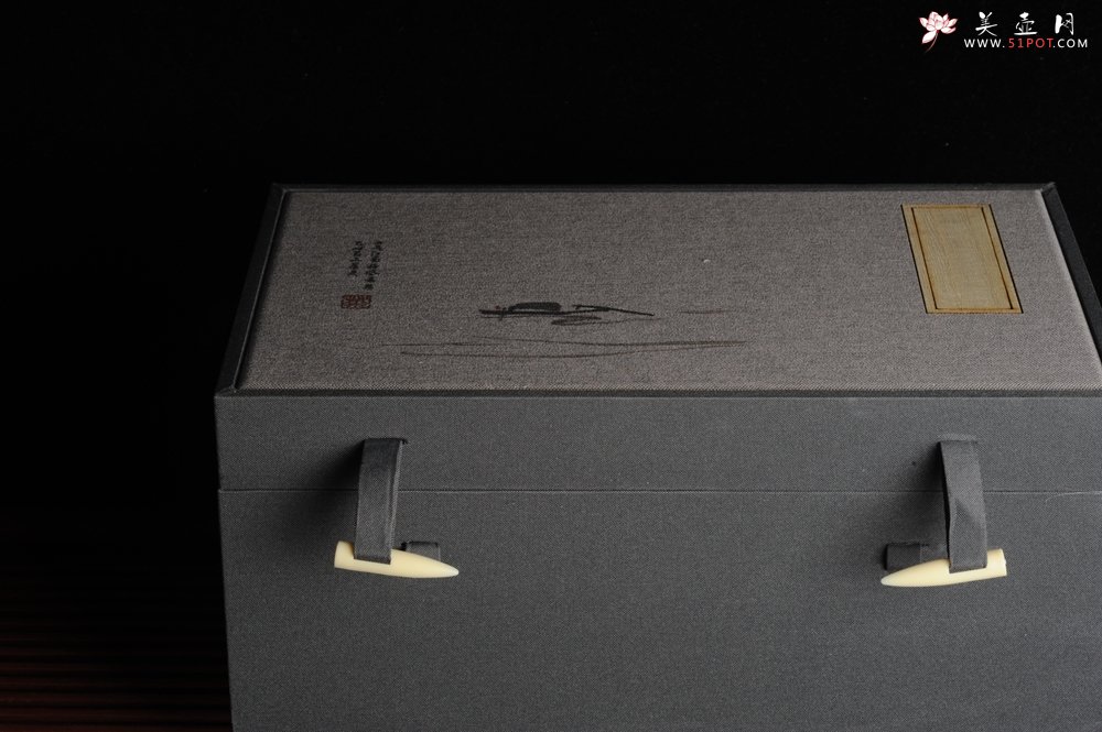 紫砂壶图片：美壶特惠 经典平盖小石瓢 满瓢（景舟石瓢）装饰竹子 泥料超好高档包装 做工灰常精致 - 美壶网