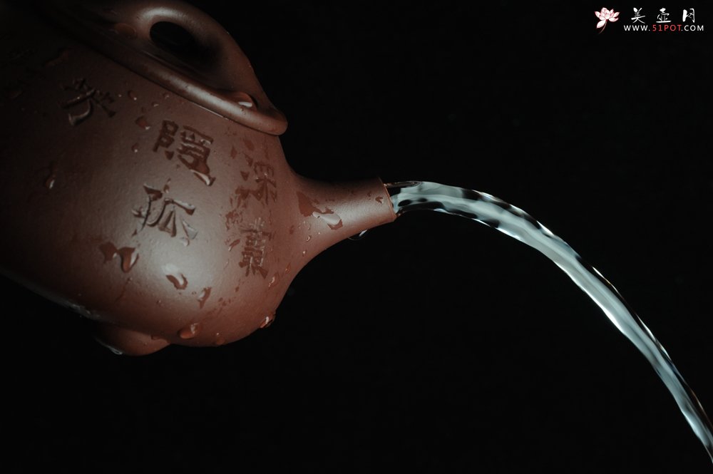 紫砂壶图片：美壶特惠 深丛隐孤芳 经典平盖小石瓢 满瓢（景舟石瓢）装饰菊花 泥料超好高档包装 做工灰常精致 - 美壶网