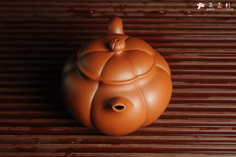 紫砂壶图片：美壶特惠 优质朱泥筋囊器漠上花开 做工精致 仅此一只 - 美壶网