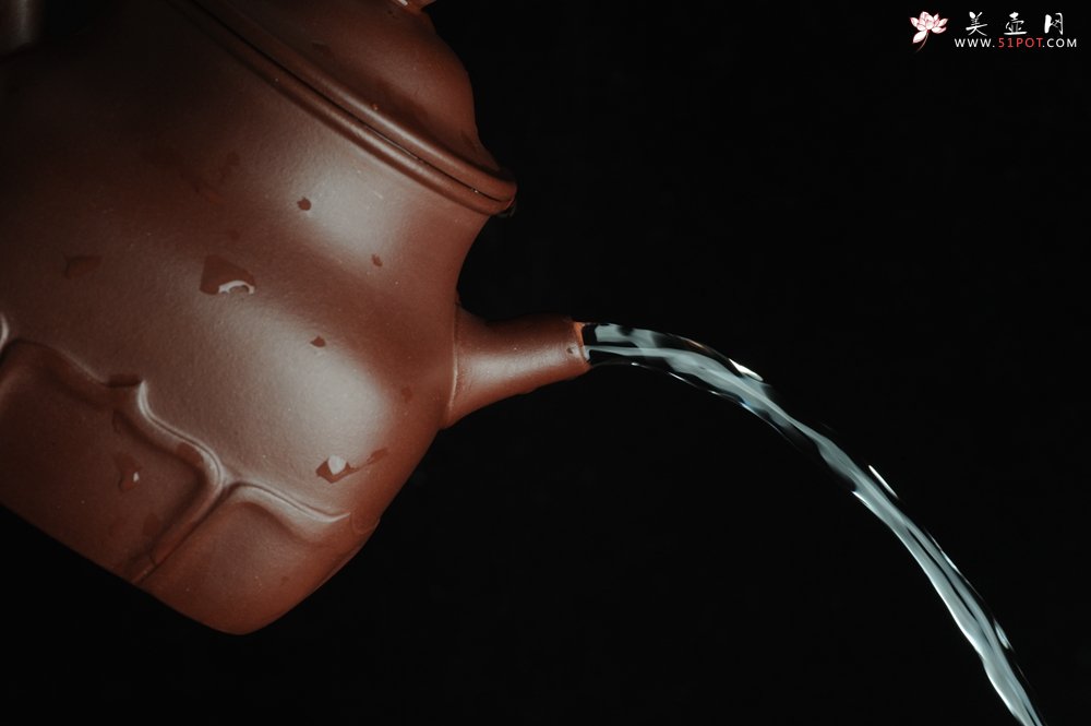 紫砂壶图片：美壶特惠 精工四方莲台 茶人醉爱 仅此一只 - 美壶网