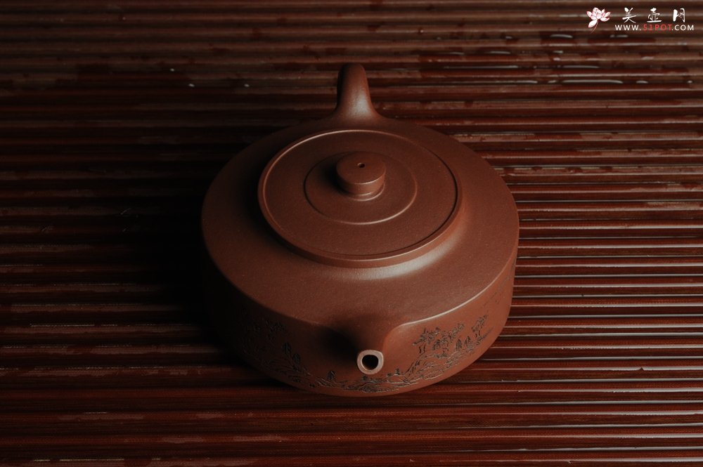 紫砂壶图片：美壶特惠 曼生周盘 通景山水 做工超精致 茶人醉爱 - 美壶网