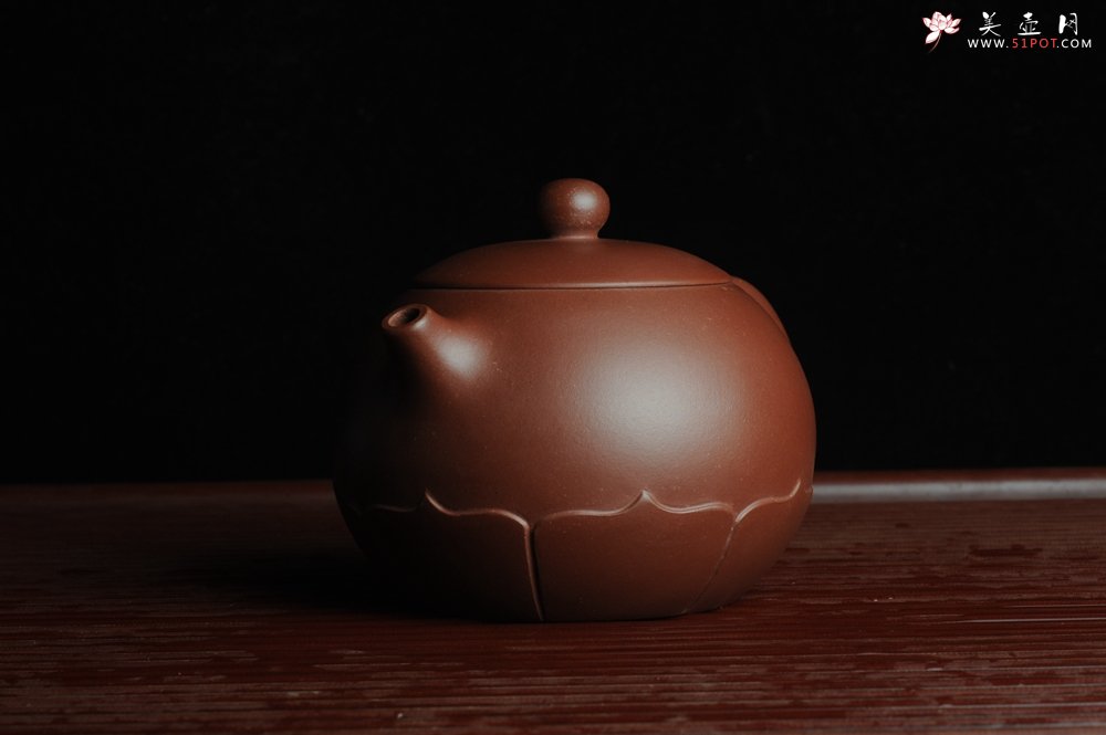 紫砂壶图片：美壶特惠 精工莲花西施 茶人醉爱 - 美壶网