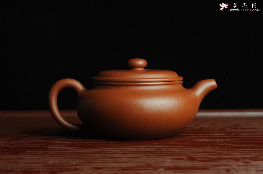 紫砂壶图片：正宗小煤窑朱泥 全手工仿古 气韵流畅 - 美壶网