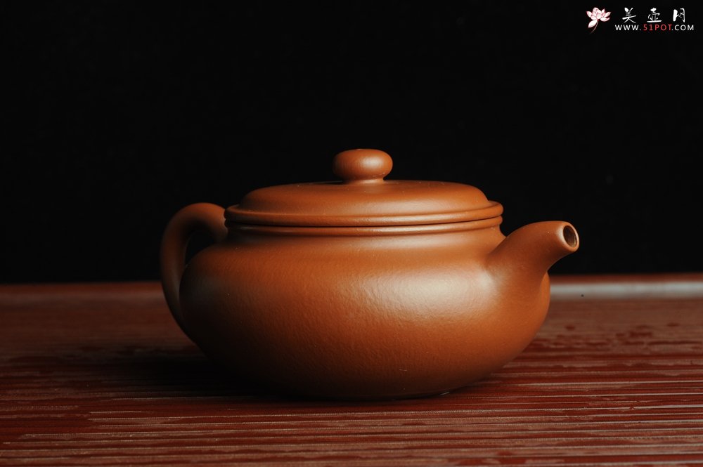 紫砂壶图片：正宗小煤窑朱泥 全手工仿古 气韵流畅 - 美壶网