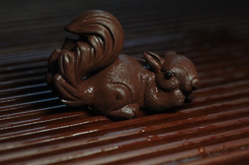 美壶定制紫砂壶 美宠特惠 精致手工茶宠紫泥拉毛松鼠 神态可掬 有趣 原矿紫泥