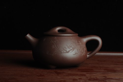朱老师紫砂壶 美壶特惠 经典平盖小石瓢 满瓢（景舟石瓢）装饰梅花 泥料超好高档包装一壶二杯 做工灰常精致 原矿紫泥