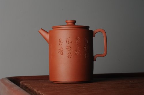 美壶定制老师紫砂壶 美壶特惠 优质老清水泥文人小壶圆础 助工俞霞即兴装饰 月斜诗梦瘦 风散墨花香 原矿清水泥