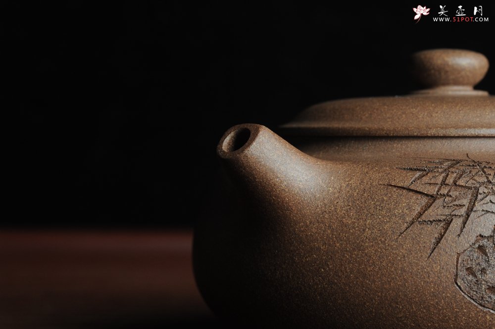 紫砂壶图片：美壶特惠 优质老段泥精致涌泉 卧石图 养后温润可人 - 美壶网