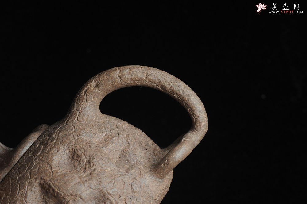 紫砂壶图片：美壶特惠 精品老青段全手工小供春 龚春 异形盖 难度大 肌理丰富 - 美壶网