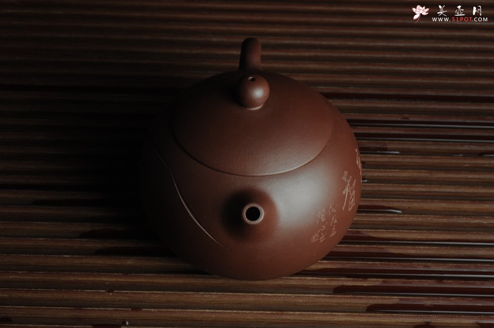 紫砂壶图片：美壶福利特惠 精工西施 助工俞霞老双刀室聚兰香 - 美壶网