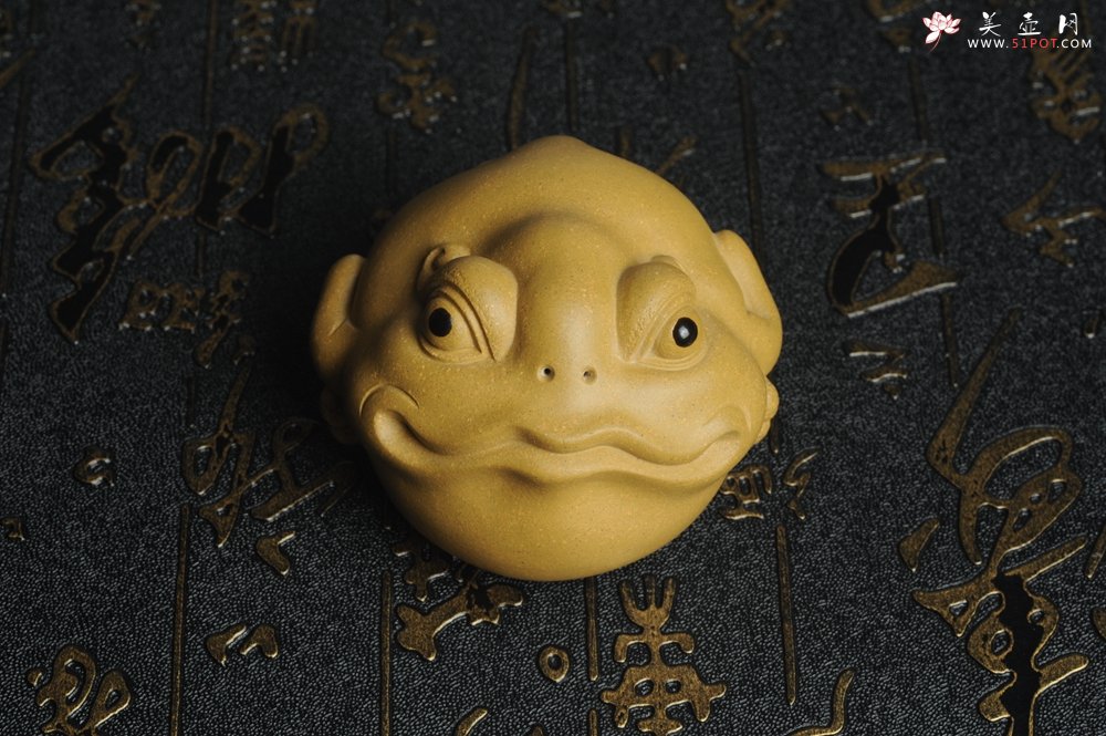 紫砂壶图片：美宠特惠 紫砂金蟾貔貅 镇宅 神态细腻 做工灰常精致 手工茶宠 - 美壶网
