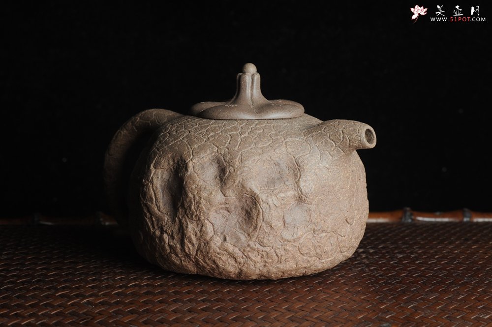 紫砂壶图片：美壶特惠 精品老青段全手工小供春 龚春 异形盖 难度大 肌理丰富 - 美壶网