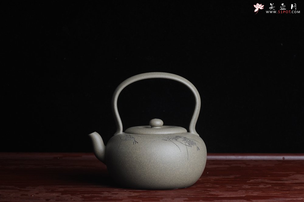 紫砂壶图片：美壶特惠 老青段 助工精工太白提梁 子陶刻对虾 - 美壶网