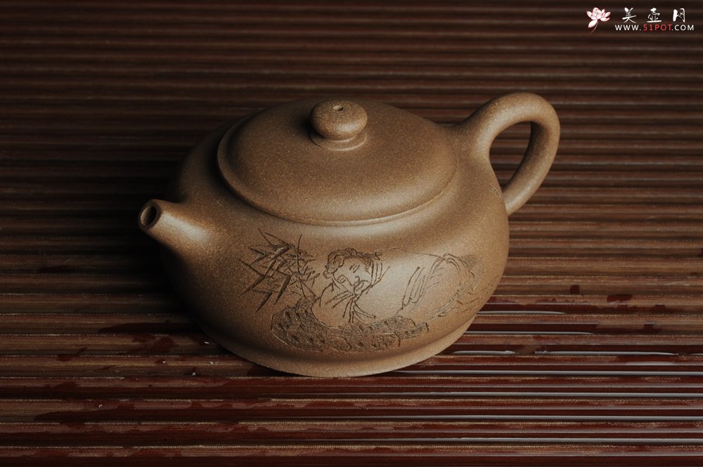 紫砂壶图片：美壶特惠 优质老段泥精致涌泉 卧石图 养后温润可人 - 美壶网