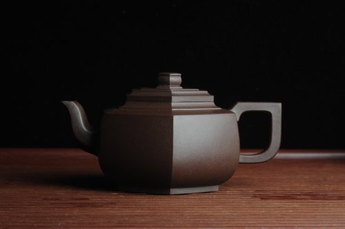 凌晨紫砂壶 美壶特惠 精致全手工六方雪华 泥料超好 原矿紫泥