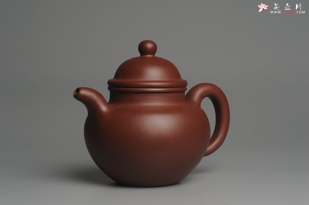 紫砂壶图片：油润底曹青 全手工寿珍掇球 深得老味 做工灰常好 请君细品 作品说话  - 美壶网