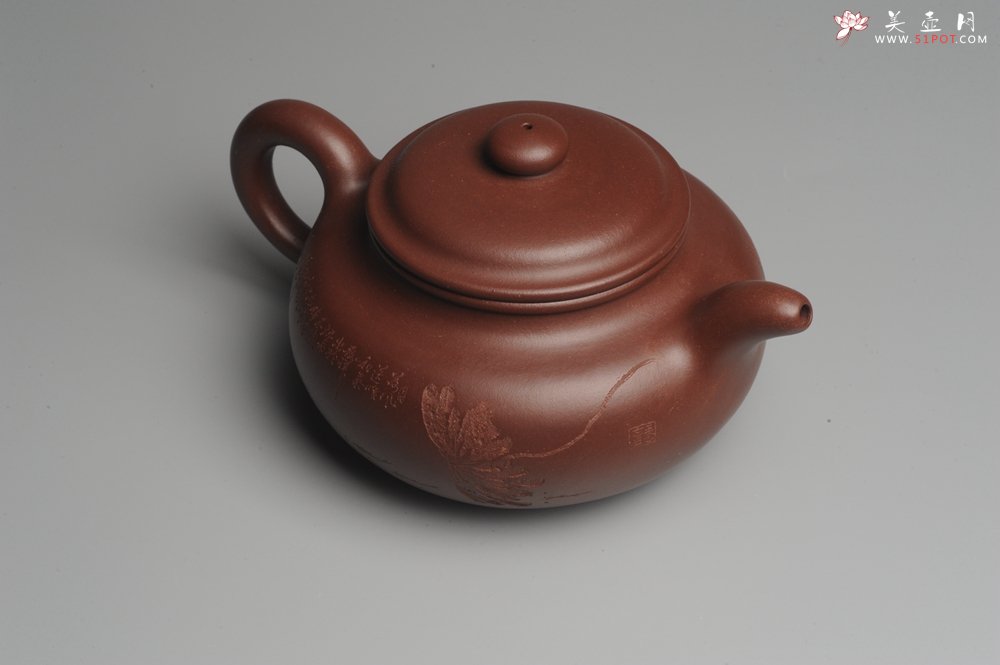 紫砂壶图片：【预定】难度超大 实力派杨老师全手工大亨仿古 大品650cc气势非凡 古韵悠悠  深得老味 - 美壶网