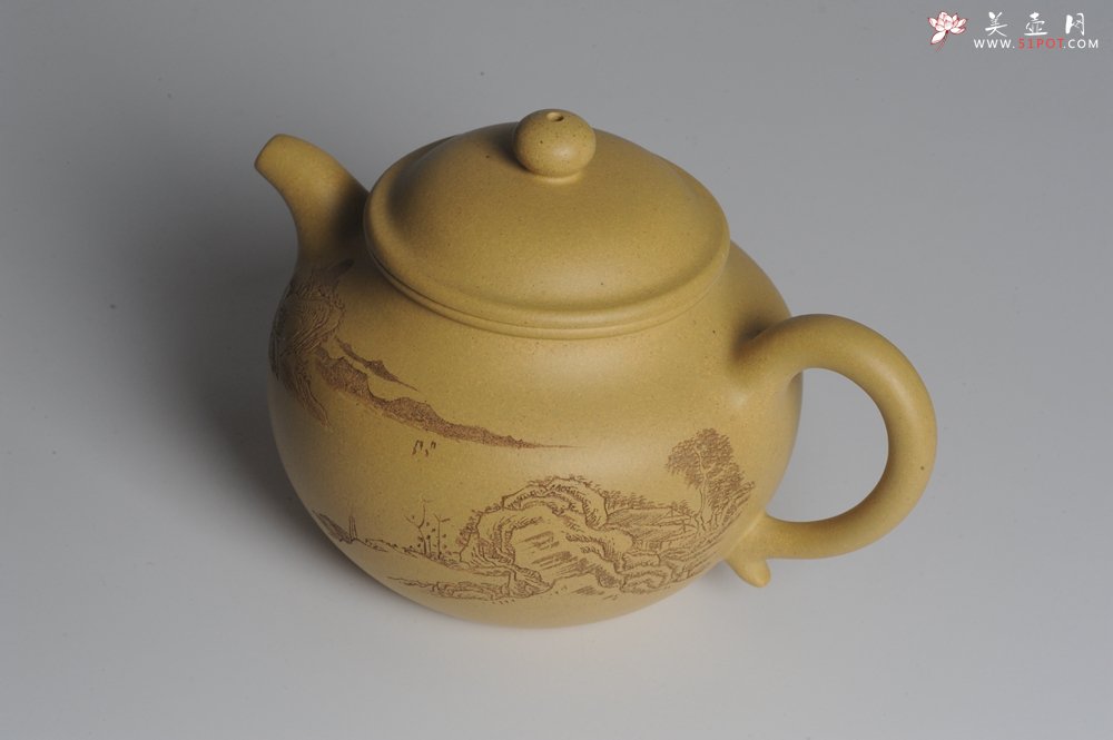 紫砂壶图片：美壶特惠 灰常好的本山段精工山水莲子壶 端庄秀雅 造化钟神秀 阴阳割昏晓 - 美壶网