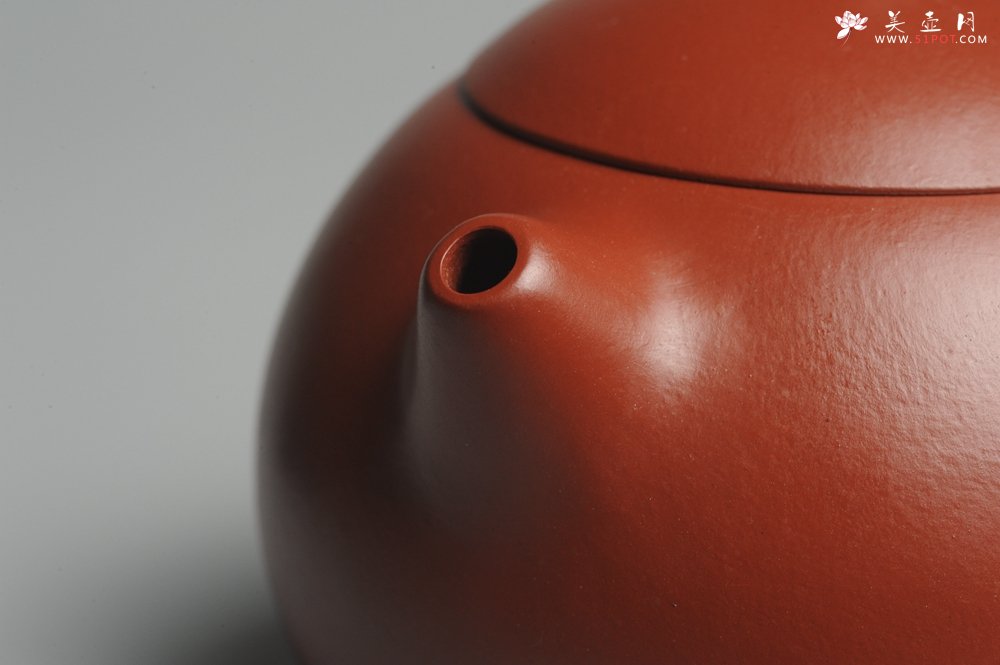 紫砂壶图片：美壶特惠 经典优质大红袍朱泥西施 做工精致 - 美壶网