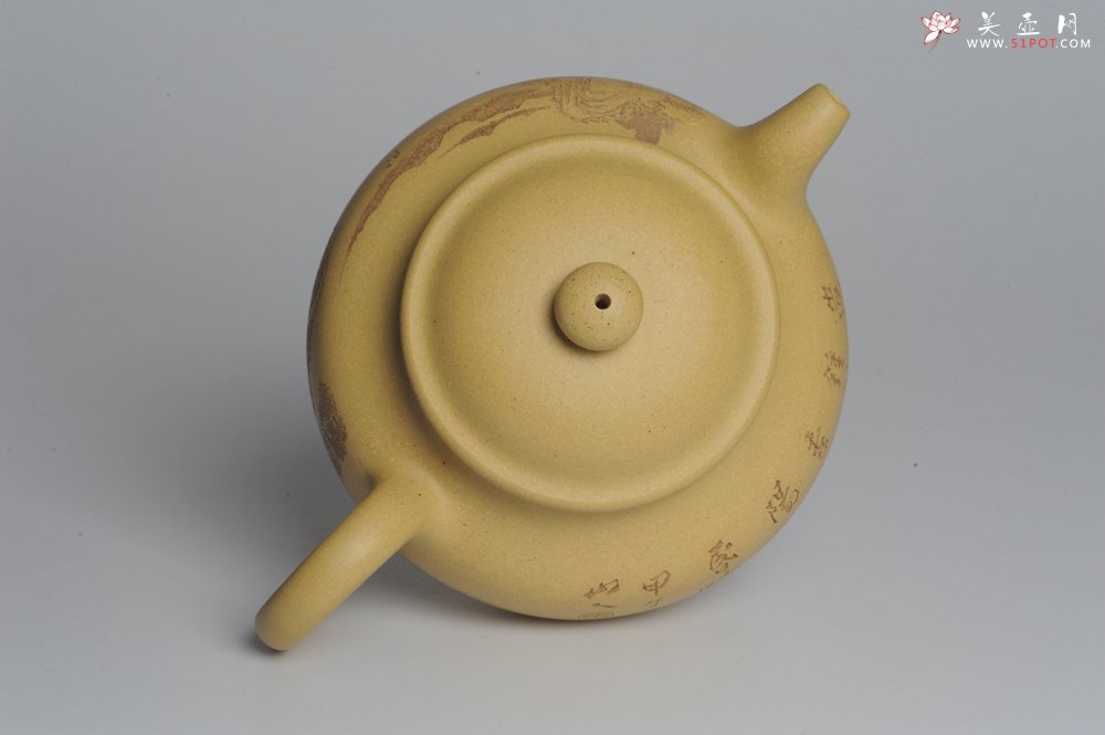 紫砂壶图片：美壶特惠 灰常好的本山段精工山水莲子壶 端庄秀雅 造化钟神秀 阴阳割昏晓 - 美壶网