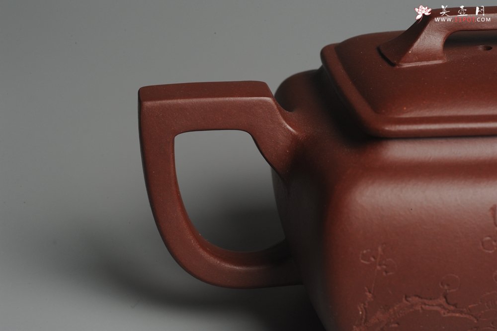 紫砂壶图片：美壶特惠 精品无欲则刚四方方樽 陈俊儒精心装饰 - 美壶网