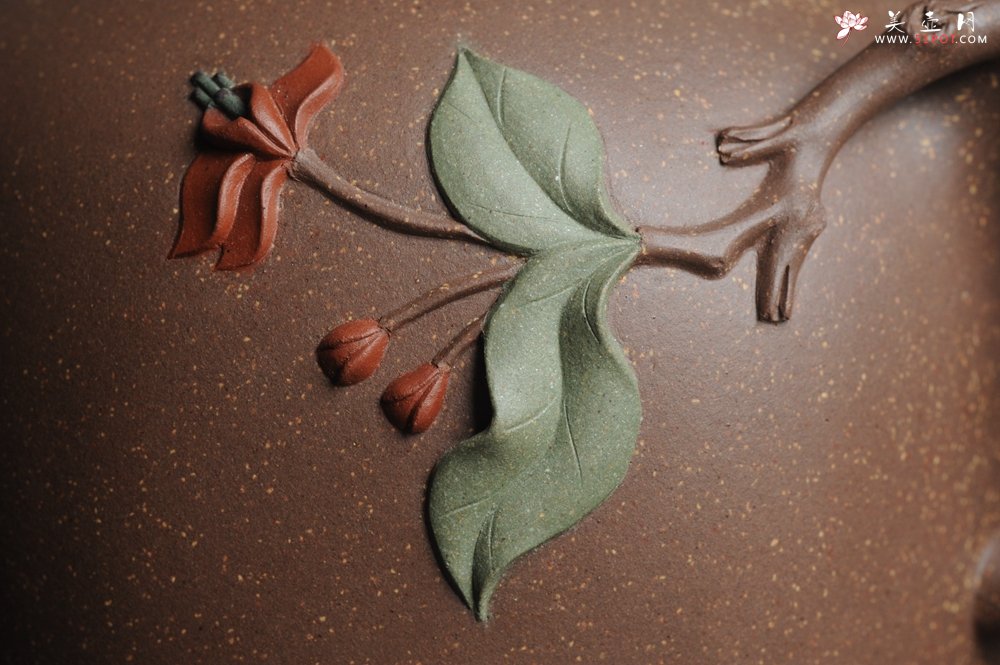 紫砂壶图片：美壶特惠 精工国色天香壶 贴叶精湛 - 美壶网