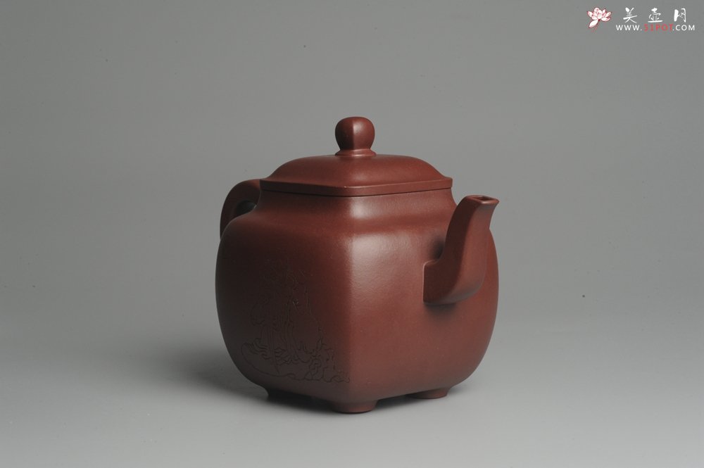 紫砂壶图片：实力派张海艳全手工重器鸣远四方 方健老师双刀装饰 浑厚大气 - 美壶网