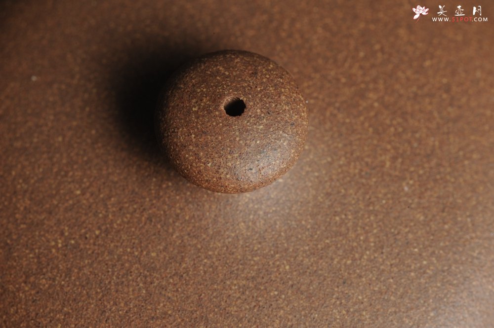 紫砂壶图片：美壶特惠 老段泥虚扁 做工精致 茶人醉爱 - 美壶网