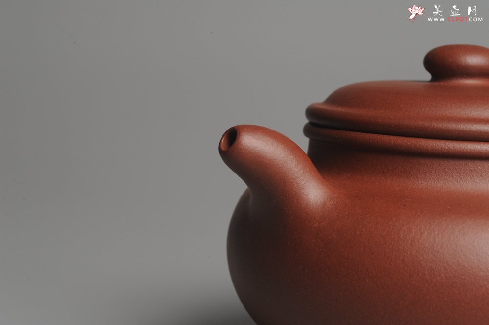 紫砂壶图片：油润底曹青 一捺底精品全手工大亨仿古 深得老味 请君细品 - 美壶网