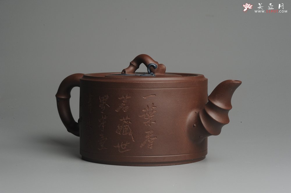 紫砂壶图片：精品大竹段壶 嵌盖难度大  气势磅礴 - 美壶网