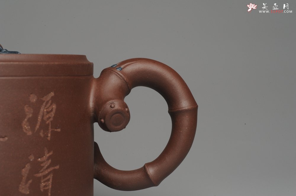 紫砂壶图片：精品大竹段壶 嵌盖难度大  气势磅礴 - 美壶网