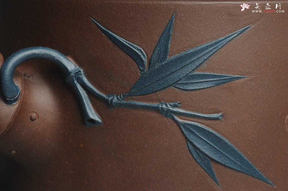 紫砂壶图片：精品大竹段壶 嵌盖难度大  气势磅礴 - 美壶网