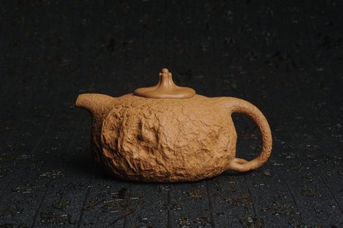 美壶定制紫砂壶 美壶特惠 进步明显优质黄金段全手工龚春 供春 异型盖 难度大 肌理丰富 黄金段