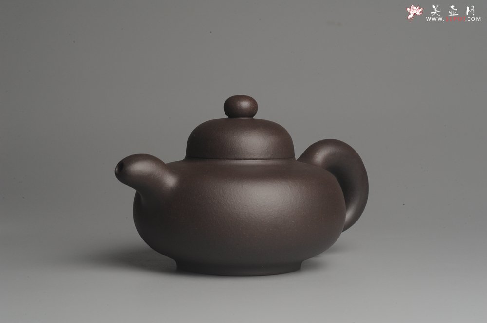 紫砂壶图片：美壶特惠 精致老紫泥道洪圣珠 稳重大气 - 美壶网