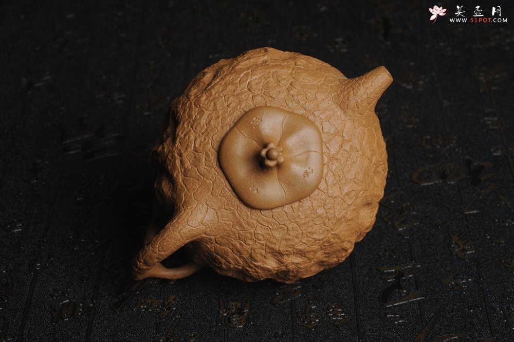 紫砂壶图片：美壶特惠 进步明显优质黄金段全手工供春壶 异型盖 难度大 肌理丰富 - 美壶网