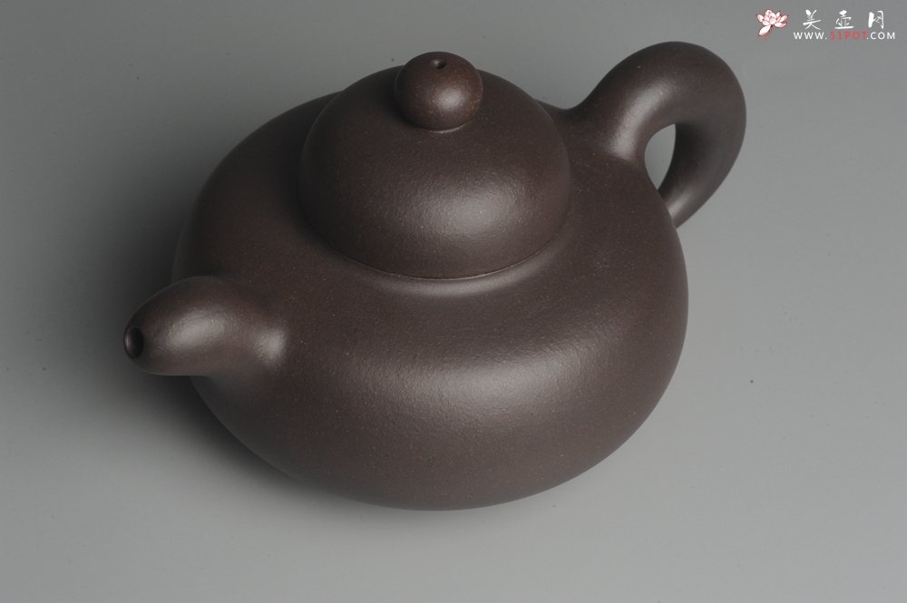 紫砂壶图片：美壶特惠 精致老紫泥道洪圣珠 稳重大气 - 美壶网