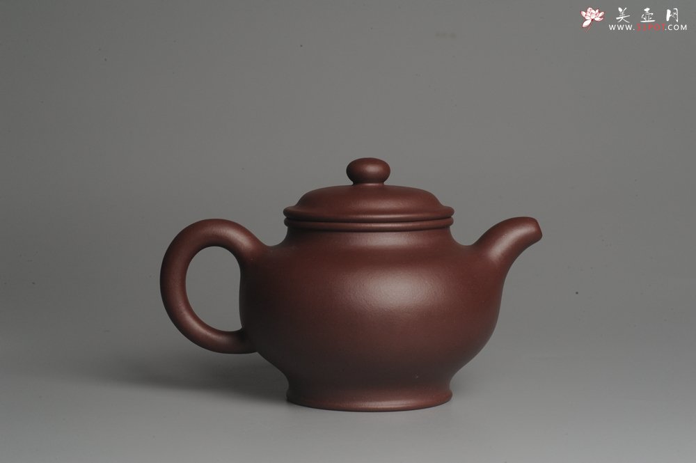 紫砂壶图片：实力派杨欣橙老师全手工紫茄泥大亨掇只 深得其味 泥料灰常油润 - 美壶网