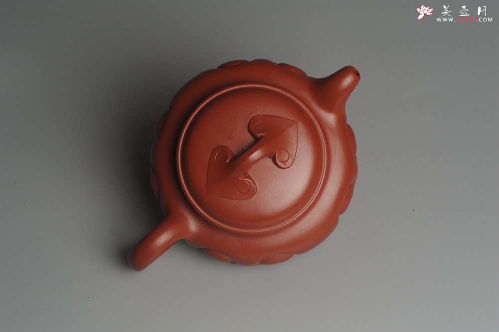 紫砂壶图片：美壶特惠 优质大红袍朱泥 精工仿古如意 - 美壶网