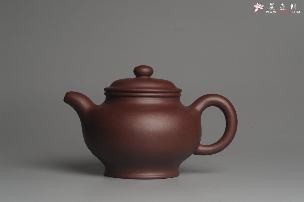 紫砂壶图片：实力派杨欣橙老师全手工紫茄泥大亨掇只 深得其味 泥料灰常油润 - 美壶网