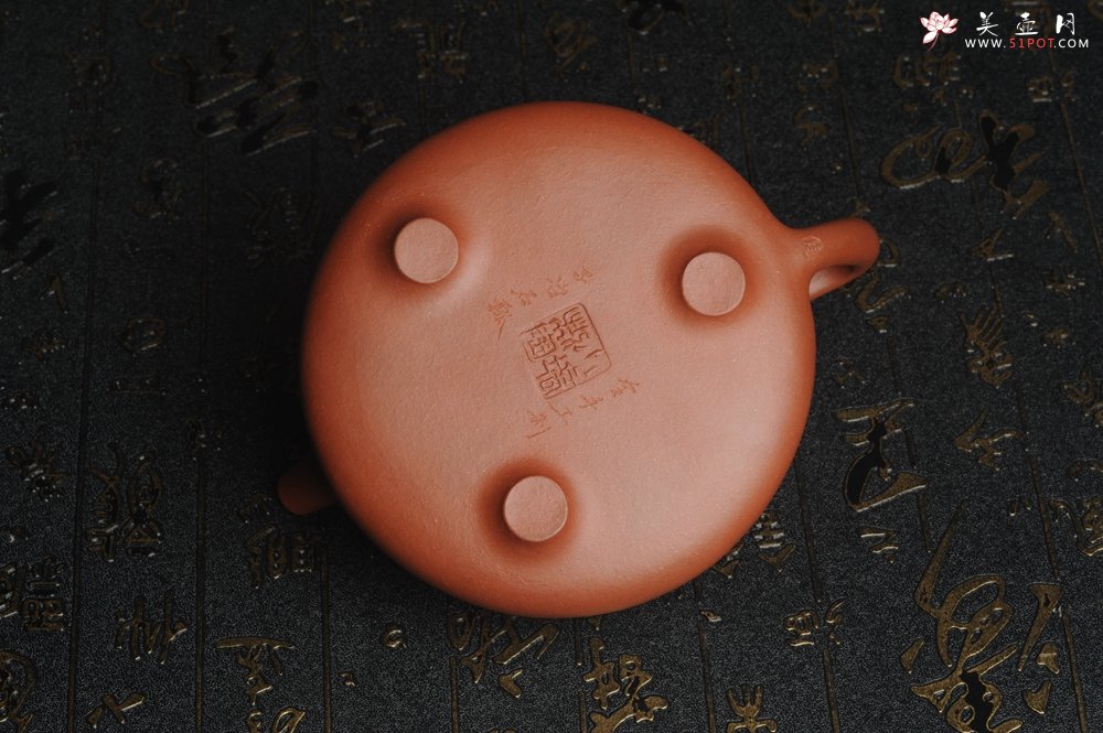 紫砂壶图片：油润底曹青 全手工精品子冶石瓢 骨肉匀挺 清茗堂助工文气装饰菖蒲清供图 文人风骨尽显 - 美壶网