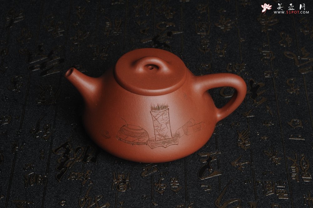 紫砂壶图片：油润底曹青 全手工精品子冶石瓢 骨肉匀挺 清茗堂助工文气装饰菖蒲清供图 文人风骨尽显 - 美壶网