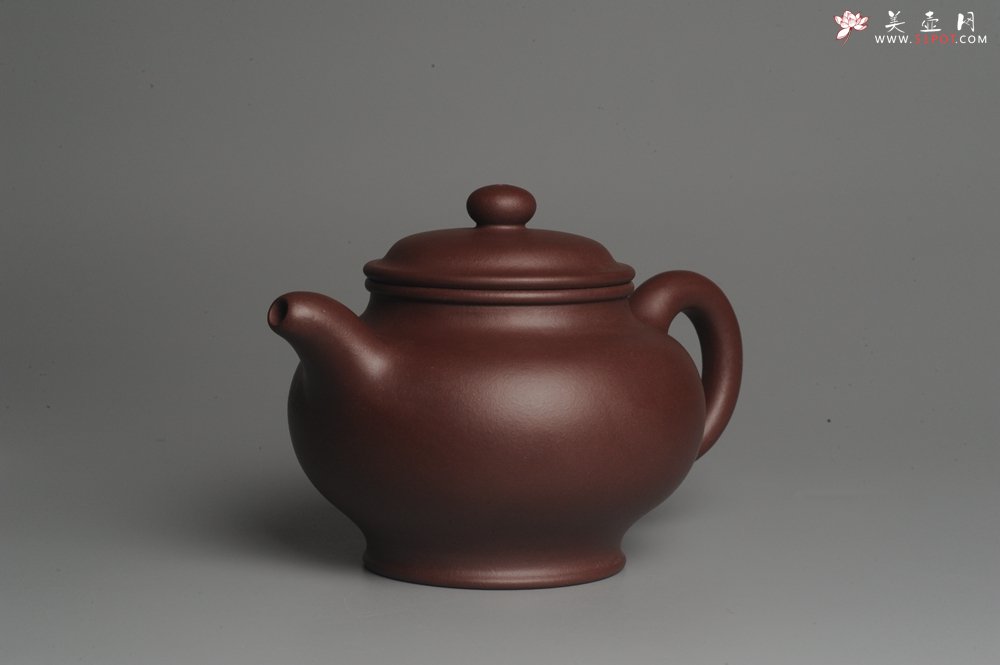 紫砂壶图片：实力派杨欣橙老师全手工紫茄泥大亨掇只 深得其味 泥料灰常油润 - 美壶网