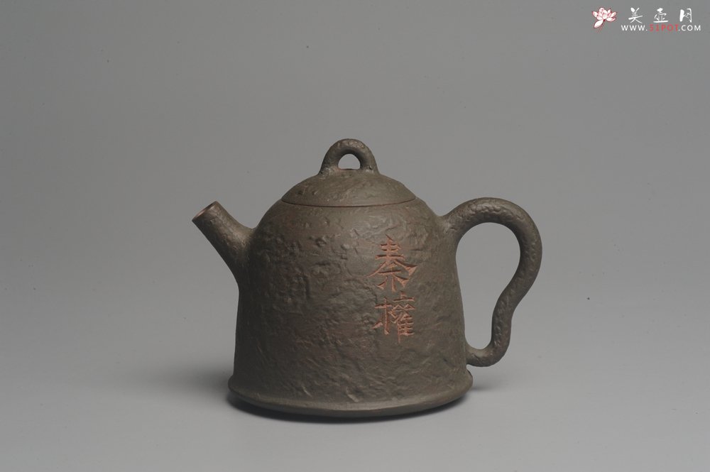 紫砂壶图片：美壶特惠 学苑派 仿龙文风格 青铜器质感 薄胎高秦权 - 美壶网
