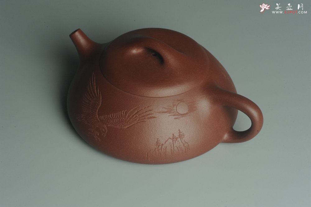 紫砂壶图片：美壶特惠 原矿红拼泥精致做工纳瓢 石瓢 大展鸿图 养后特油润 茶人醉爱 - 美壶网