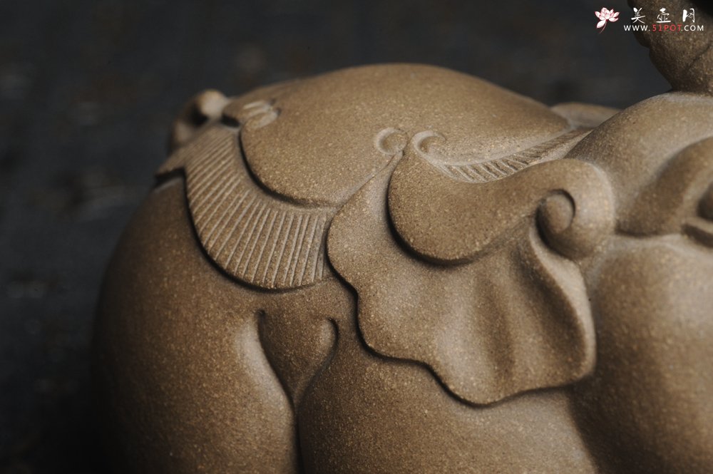 紫砂壶图片：美宠特惠 回馈壶友 精工太平有象茶宠 长11cm宽6cm高7cm - 美壶网