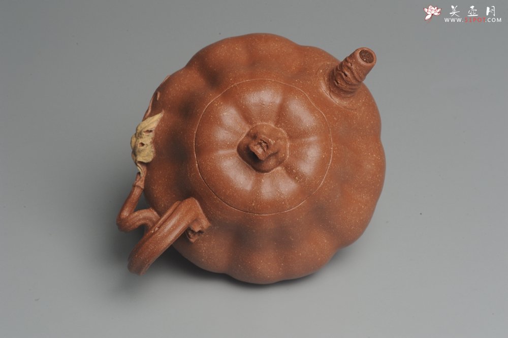 紫砂壶图片：美壶特惠 油润降坡泥精致卡盖全手工仿生小南瓜 - 美壶网