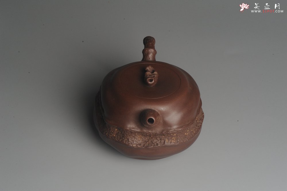 紫砂壶图片：潘丹初全手新作 道法自然 妙趣横生 原创溪竹 - 美壶网