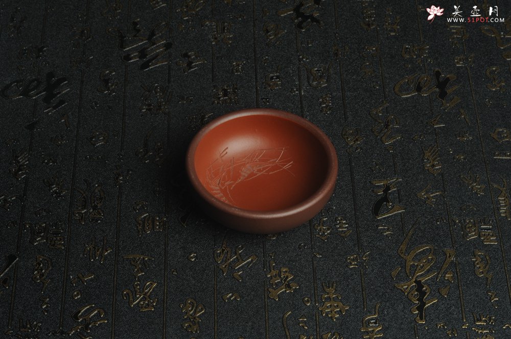 紫砂壶图片：美杯国庆特惠 精品好泥好工好刻雅致厚实品茗杯 对虾杯 - 美壶网